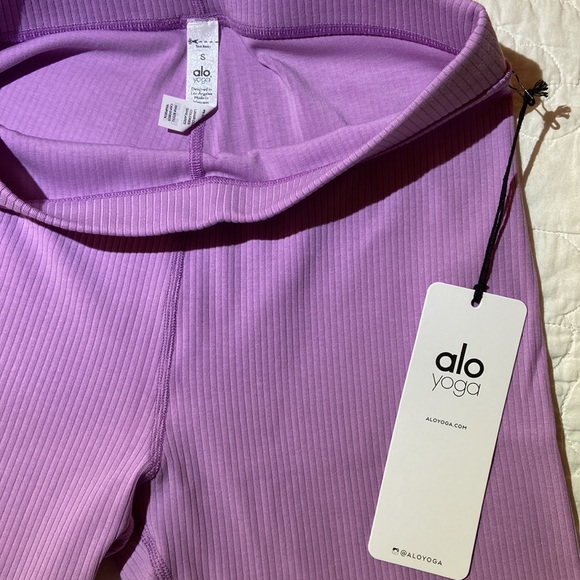 NWT ALO Yoga Ribbed Blissful High-Waist 7/8 legging. - Picture 2 of 3